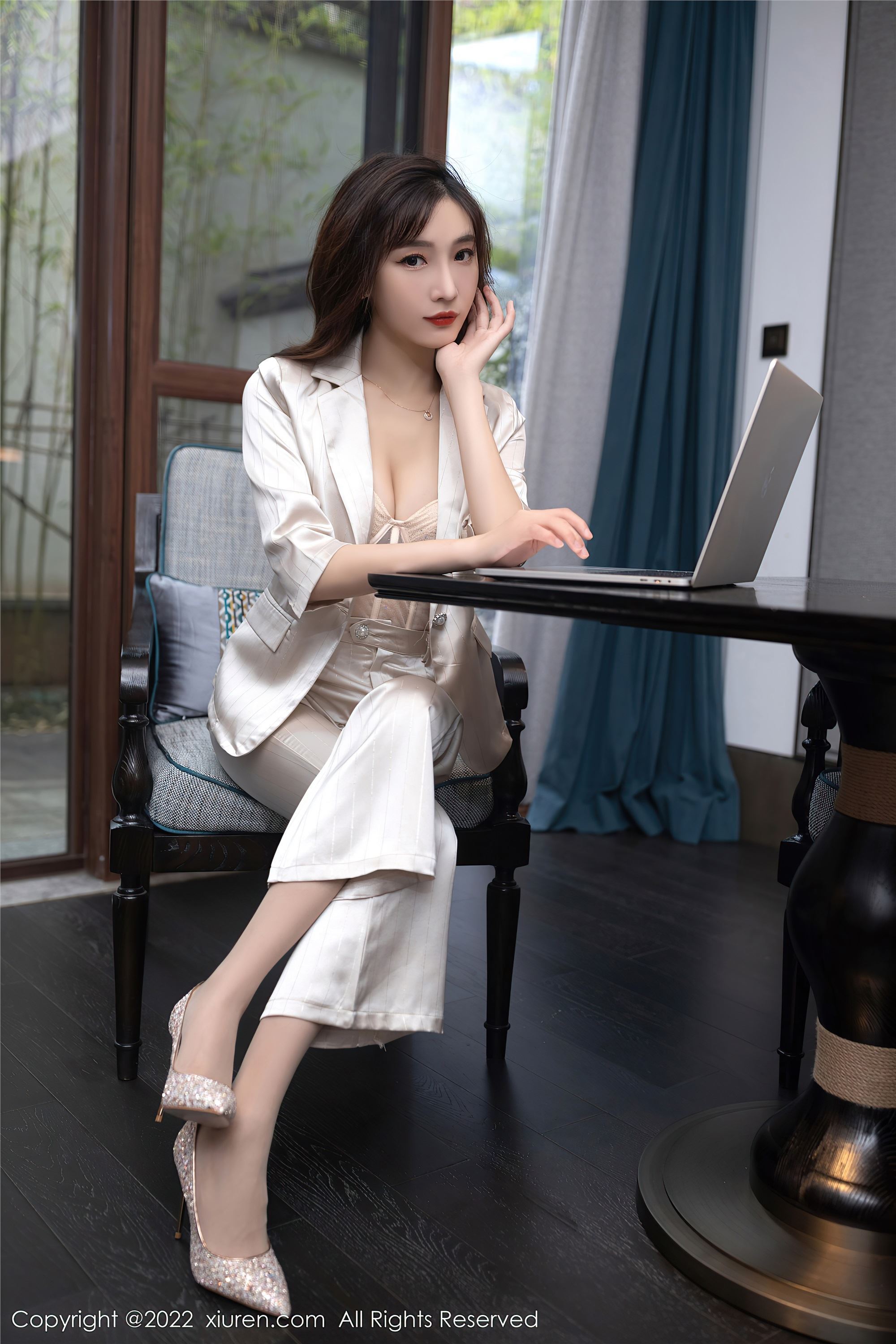 Xiuren秀人网 2022.09.15 NO.5594 陆萱萱